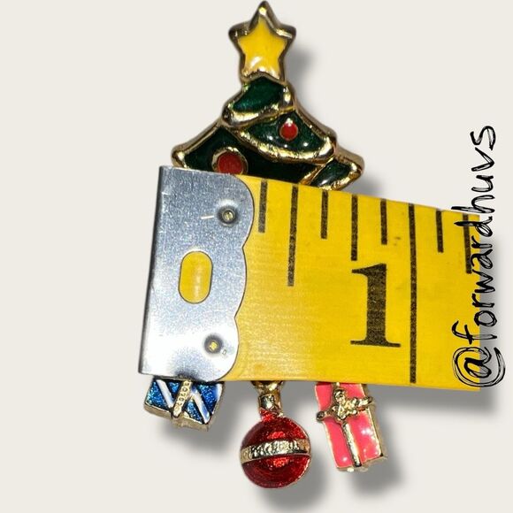 Vintage Two-Piece Christmas Tree Earrings – Enamel – Dangling Gift & Ornament Ch - Picture 5 of 7